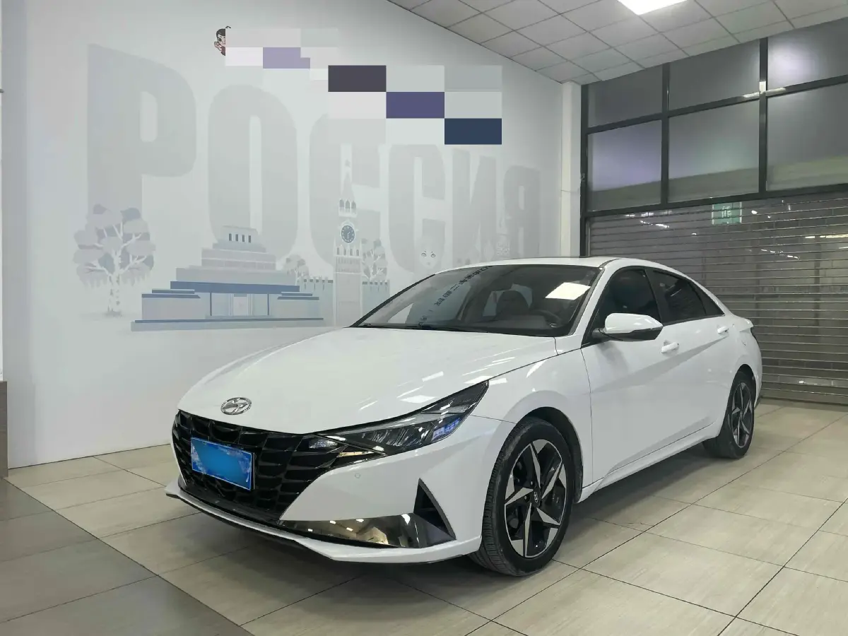 2022 Hyundai Elantra 1.5L 115HP L4 CVT