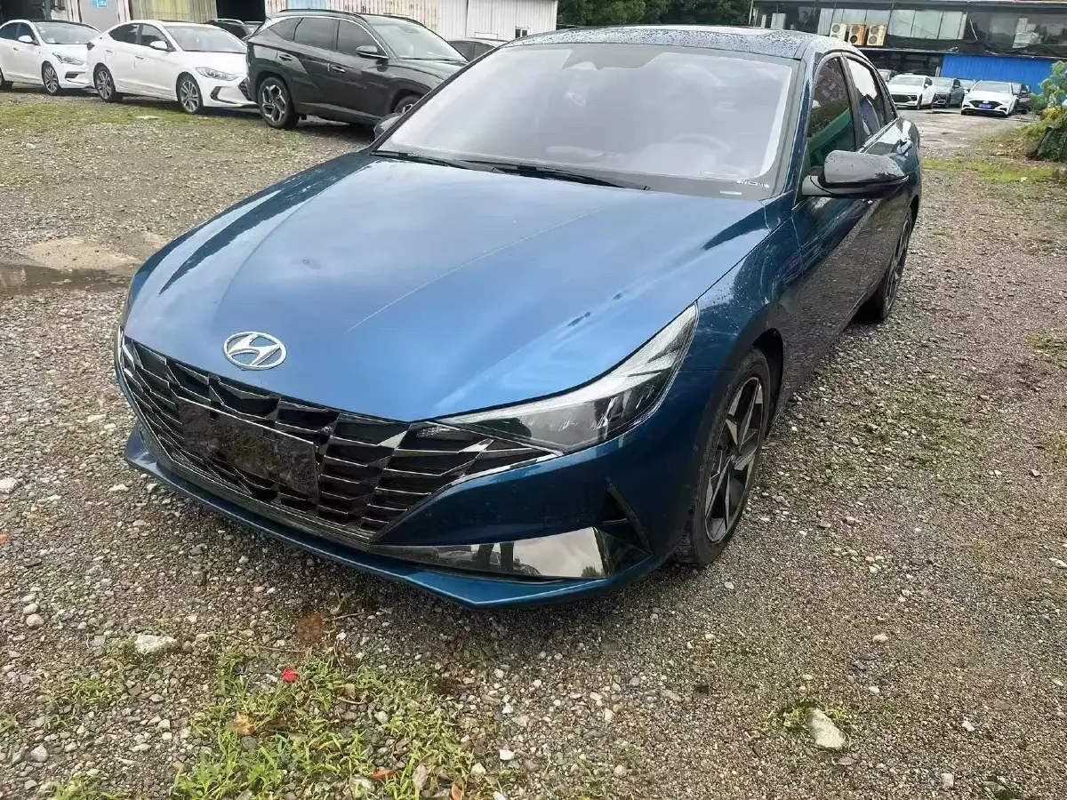2021 Hyundai Elantra 1.5L 115HP L4 CVT