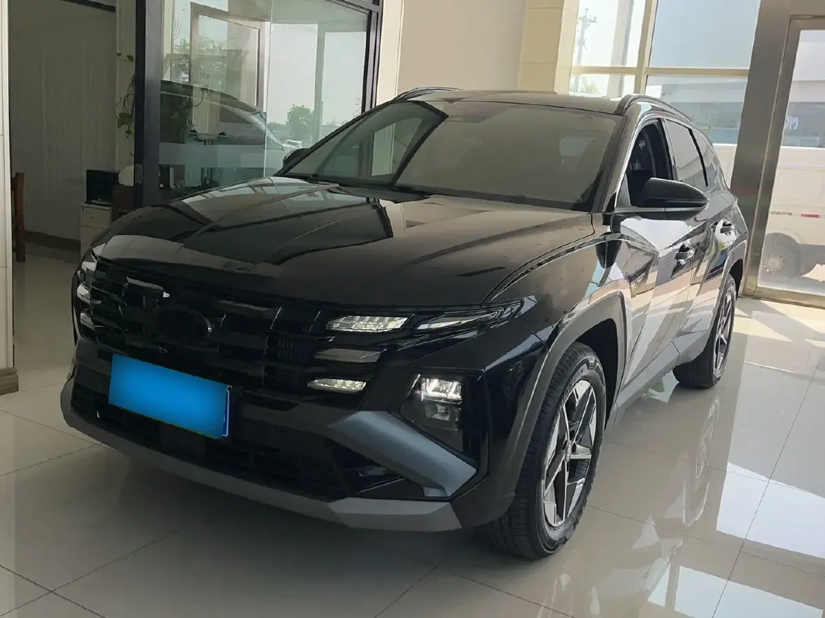 2025 Hyundai Tucson 1.5T 200HP L4 8AT