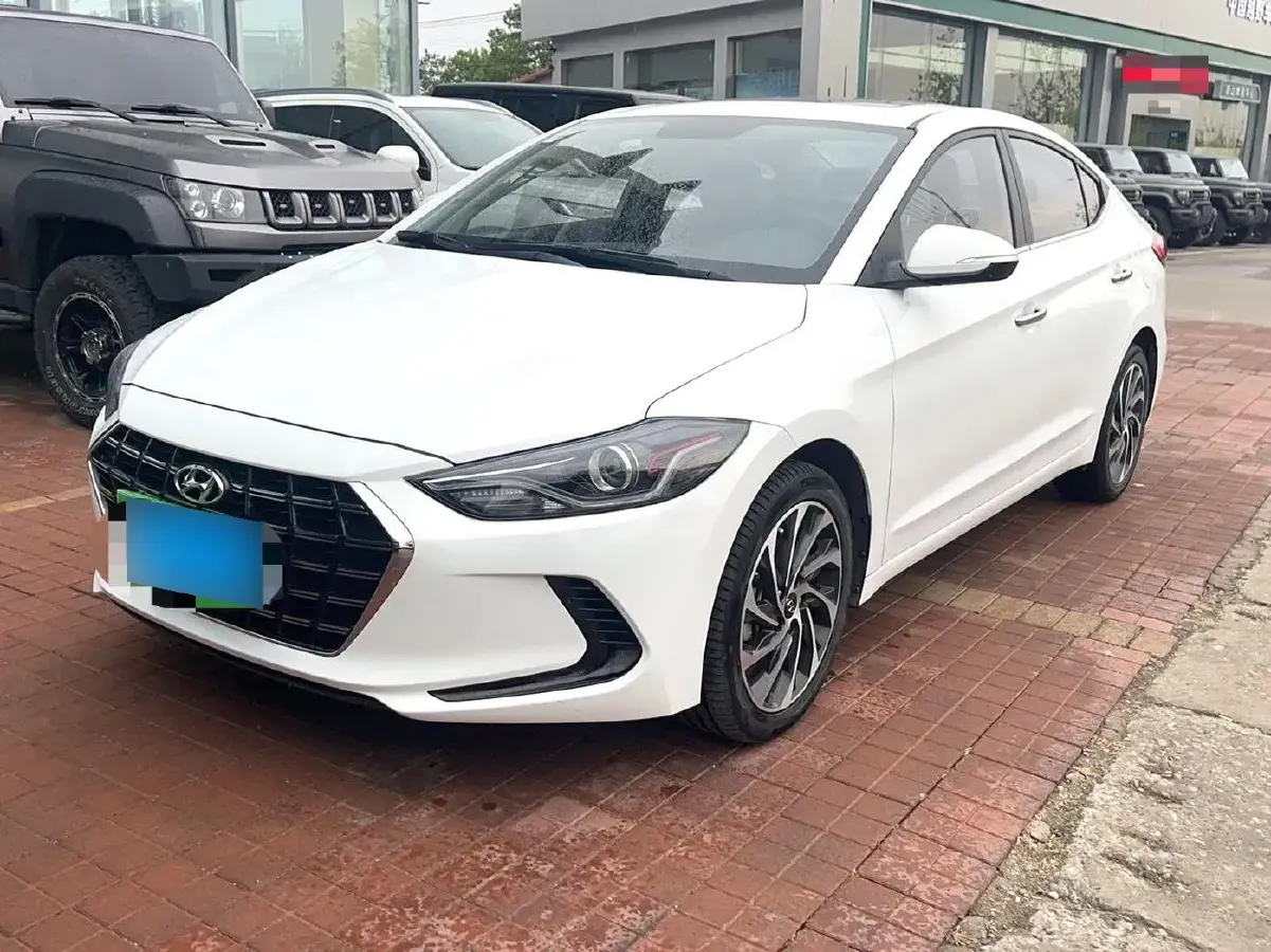 2020 Hyundai Elantra 1.5L 115HP L4 CVT