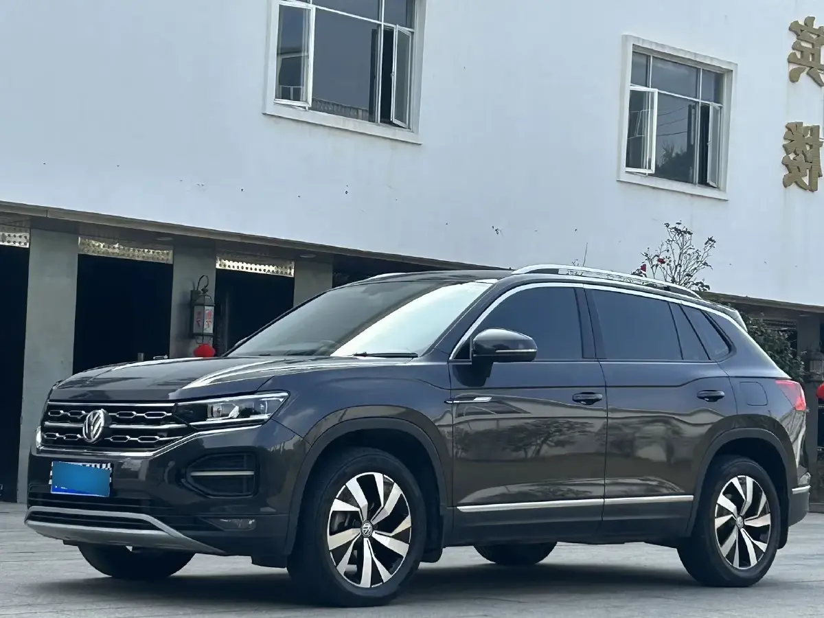 2020 Volkswagen Tayron 2.0T 186HP L4 7DCT