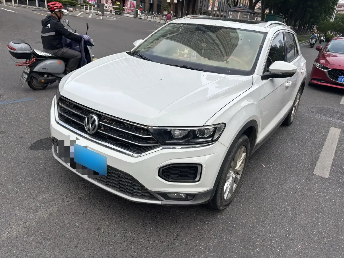 2019 Volkswagen T-Roc 1.4T 131HP L4 7DCT