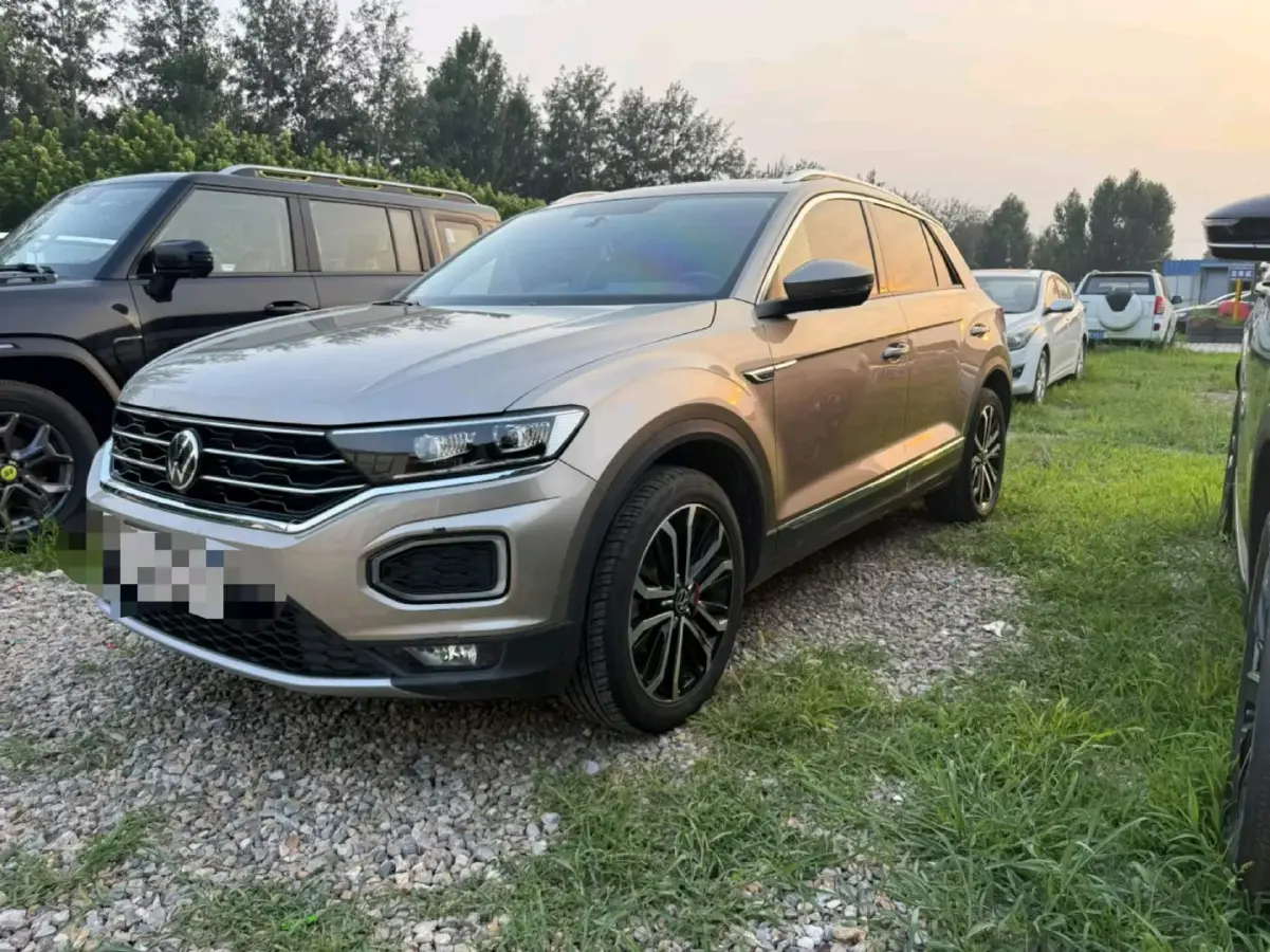 2021 Volkswagen T-Roc 1.4T 150HP L4 7DCT
