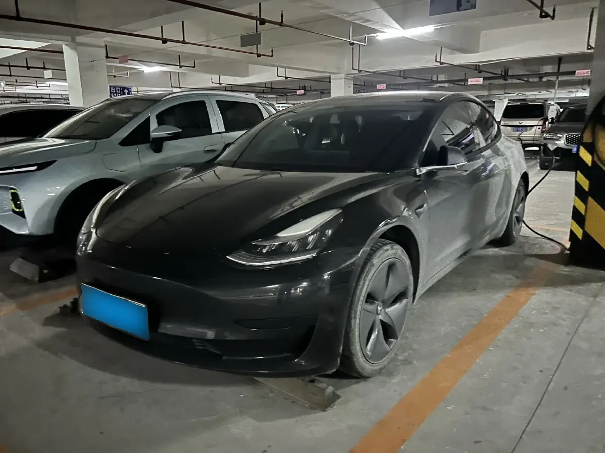 2020 Tesla Model 3 BEV 52KWH