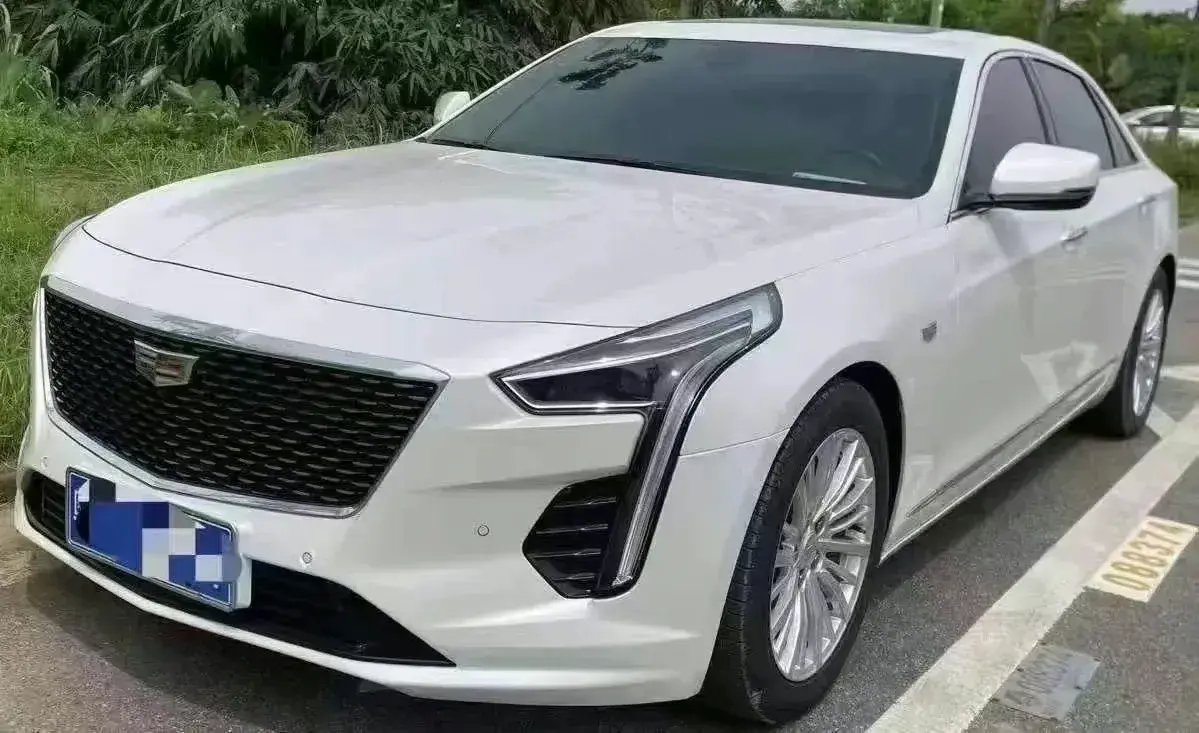 2020 Cadillac CT6 2.0T 241HP L4 10AT