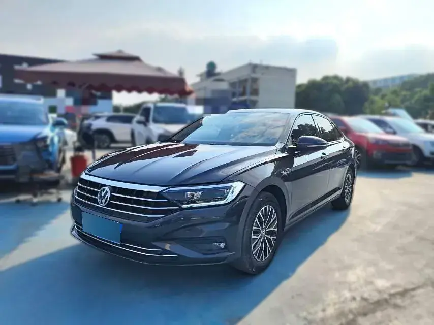 2020 Volkswagen Sagitar 1.2T 116HP L4 5MT