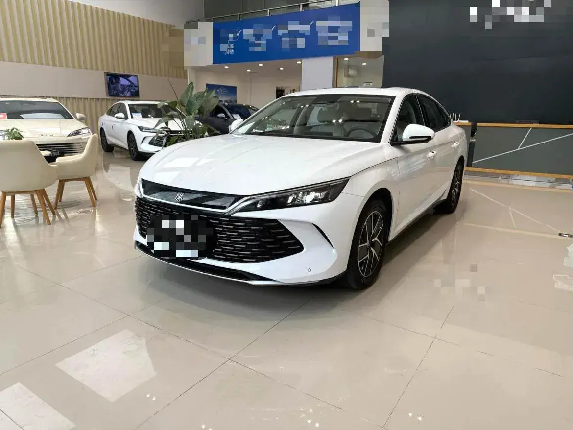 2024 BYD QinL 1.5L 101HP L4 E-CVT PHEV 15.87KWH