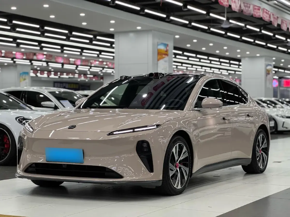 2022 NIO ET5 BEV 75KWH