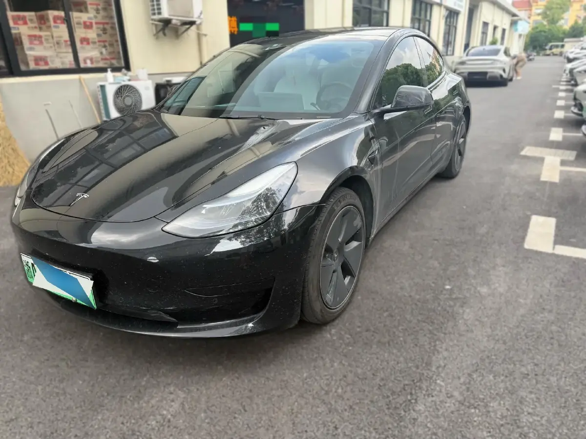 2022 Tesla Model 3 BEV 60KWH