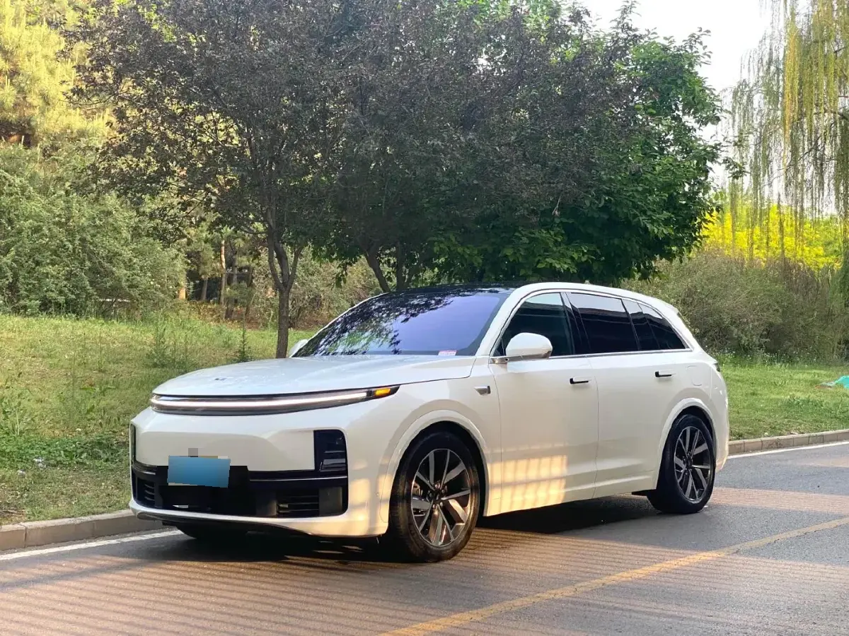 2023 Li L7 Range Extended 154HP REEV 40.9KWH