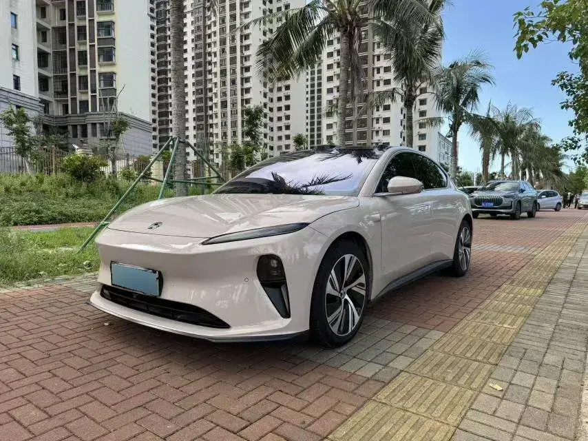 2022 NIO ET5 BEV 75KWH
