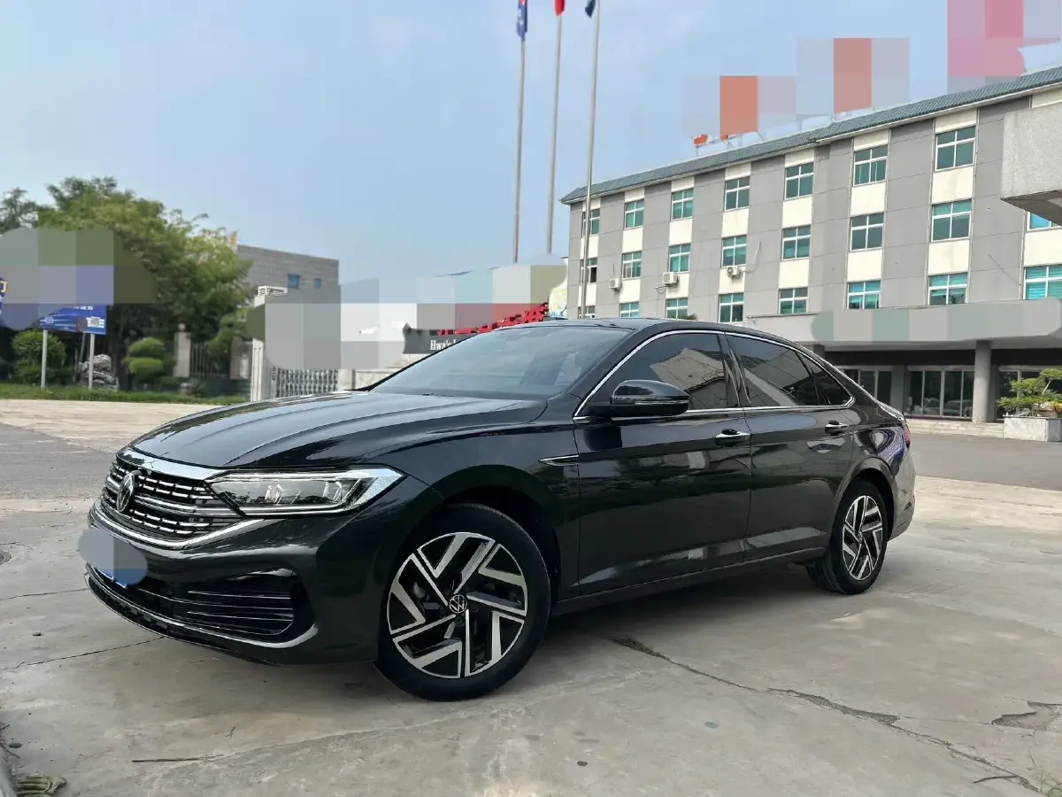 2023 Volkswagen Sagitar 1.4T 150HP L4 7DCT