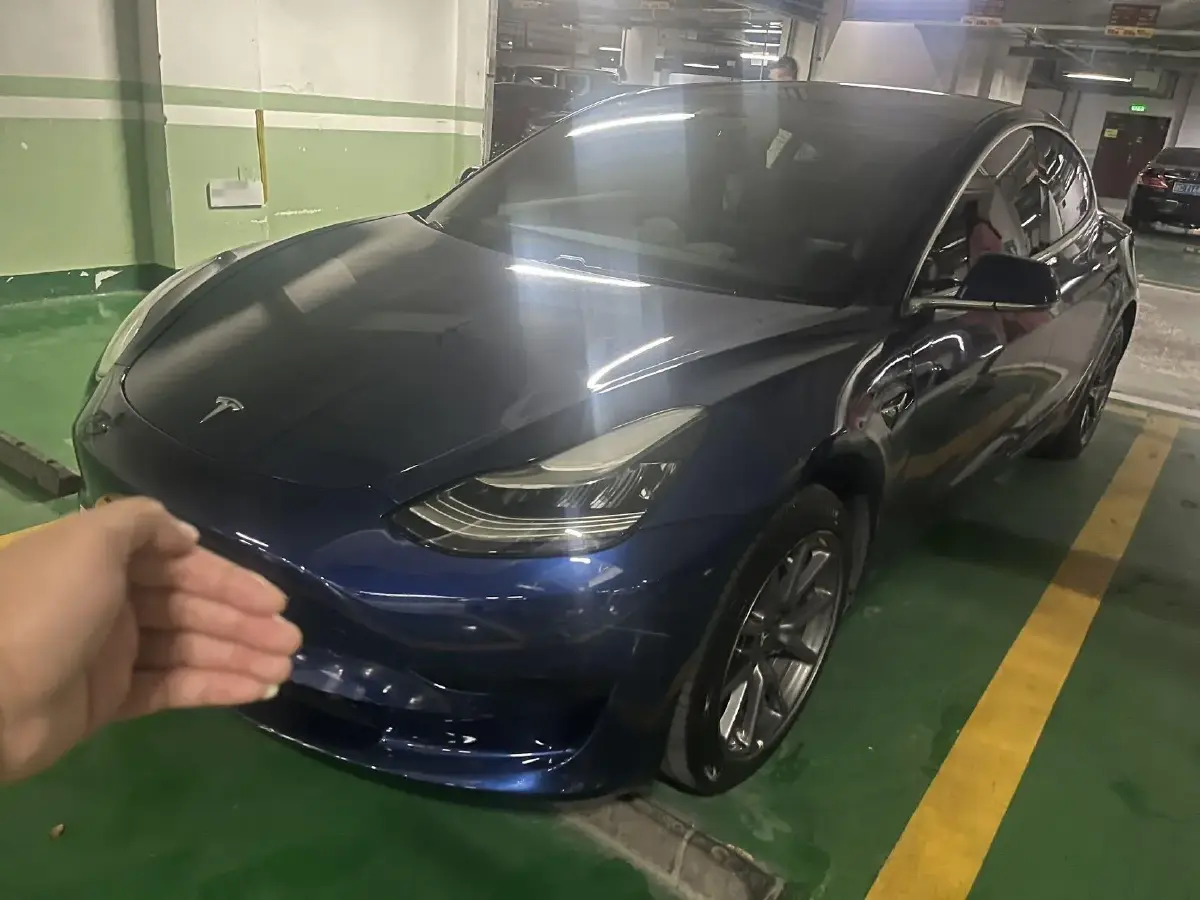 2019 Tesla Model 3 BEV 52KWH