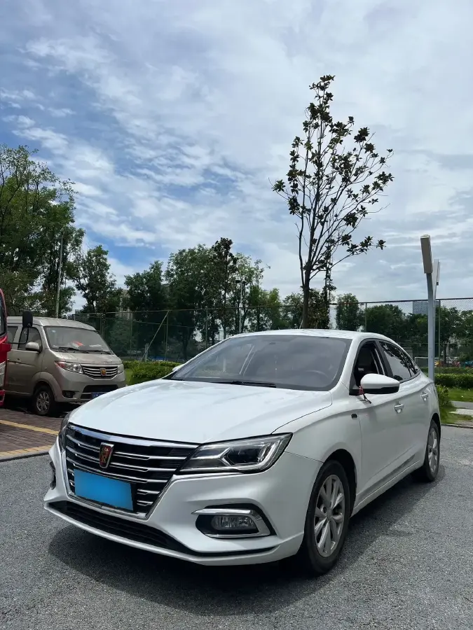 2019 Roewe i5 1.5L 120HP L4 5MT