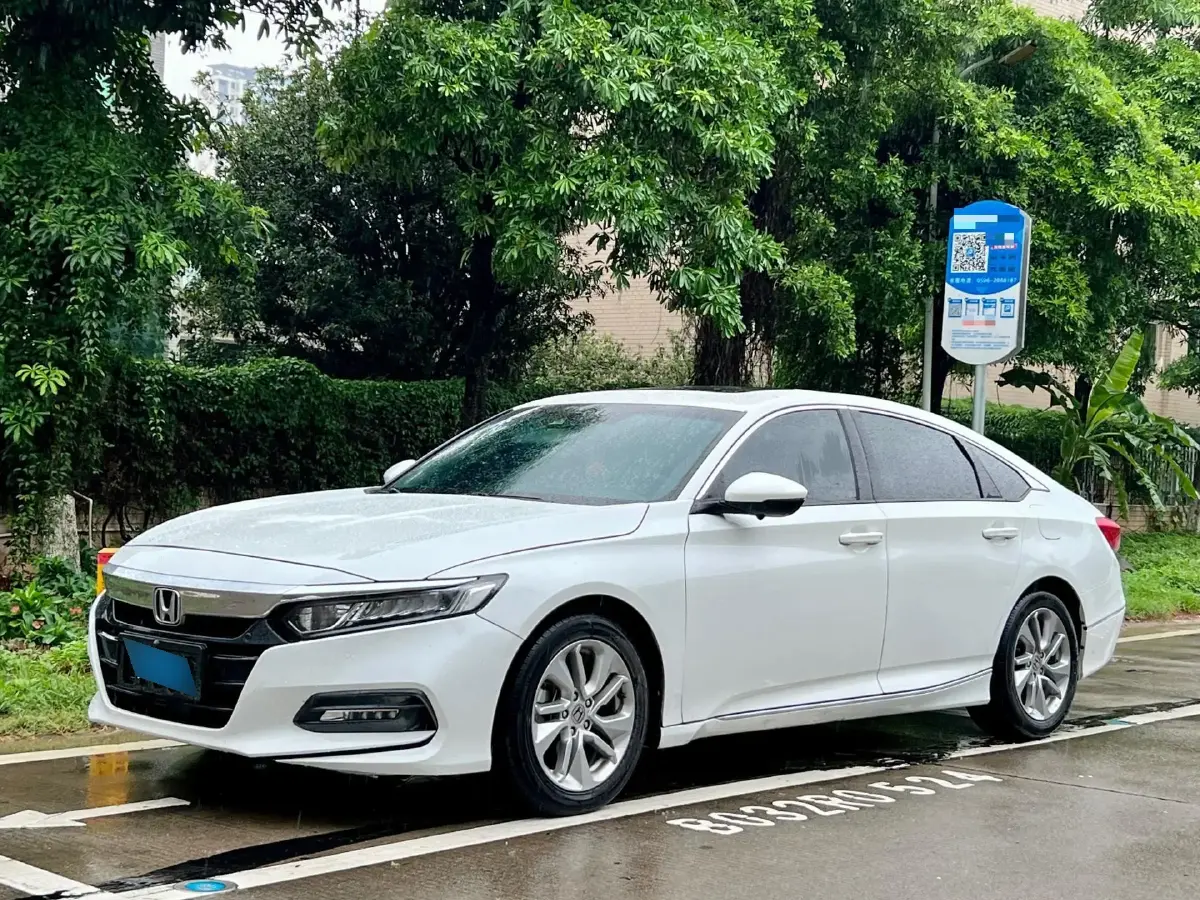 2018 Honda Accord 1.5T 194HP L4 CVT