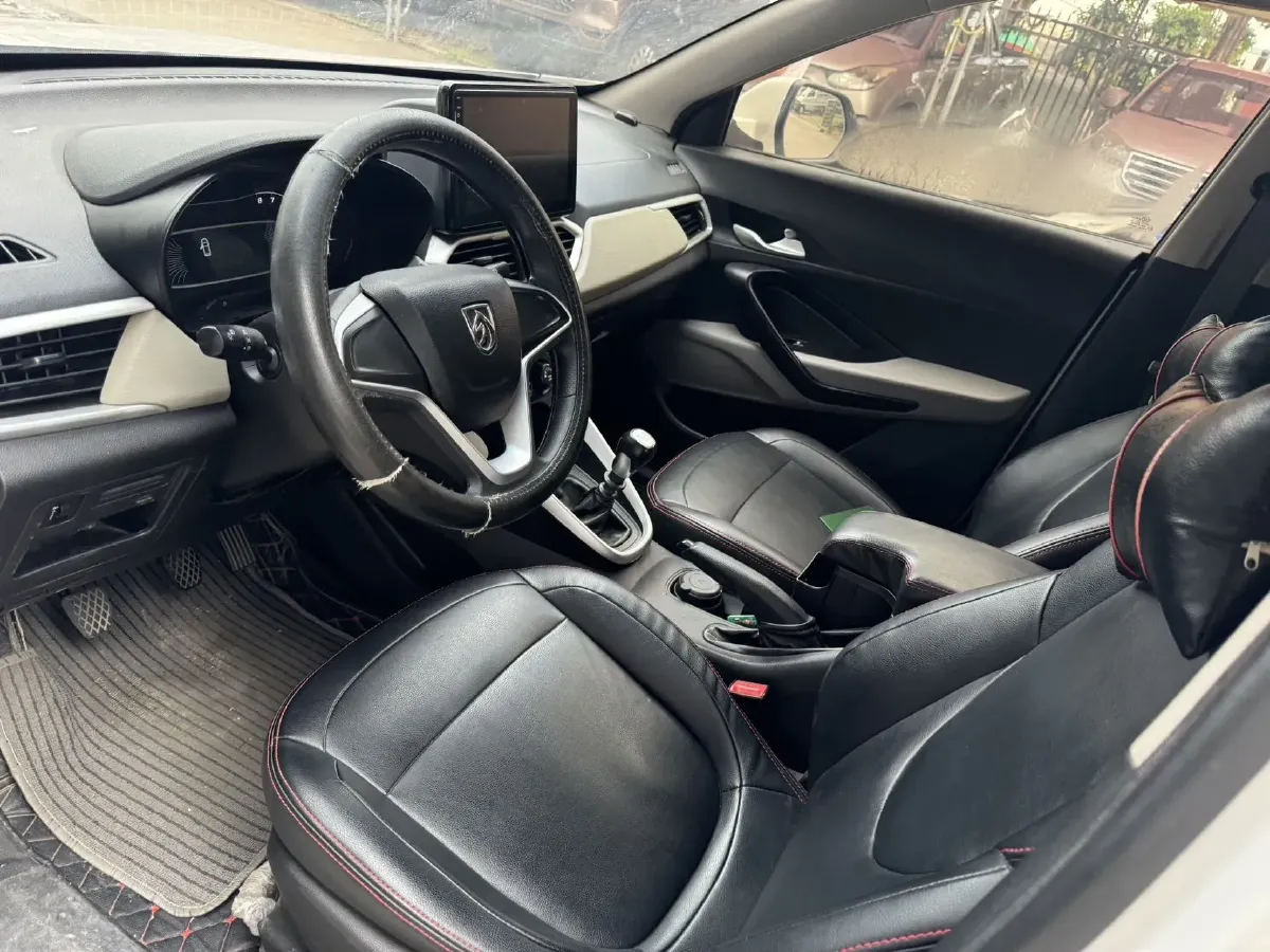 2014 BaoJun 610 1.5L 112HP L4 6AT,autocango,china used car exporter,china ev exporter,chinese used car exporter,chinese used ev exporter