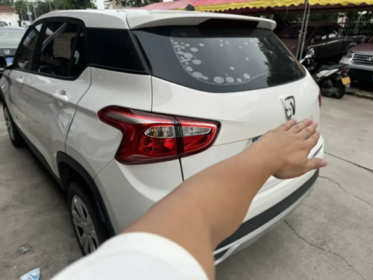 2014 BaoJun 610 1.5L 112HP L4 6AT,autocango,china used car exporter,china ev exporter,chinese used car exporter,chinese used ev exporter