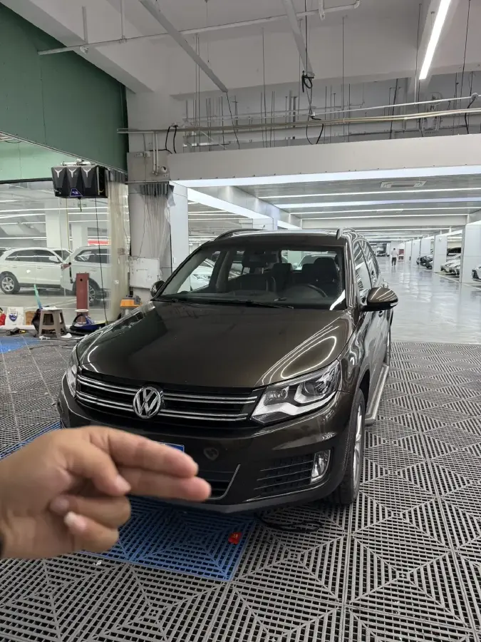2017 Volkswagen Tiguan 1.8T 160HP L4 6AT