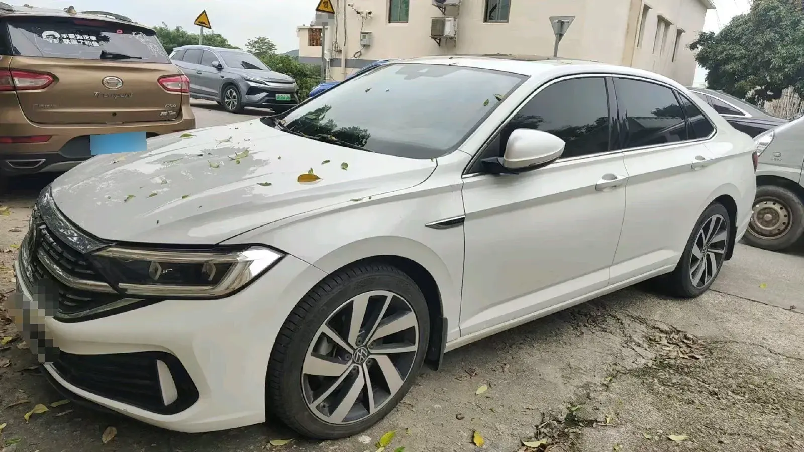 2023 Volkswagen Sagitar 1.5T 160HP L4 7DCT