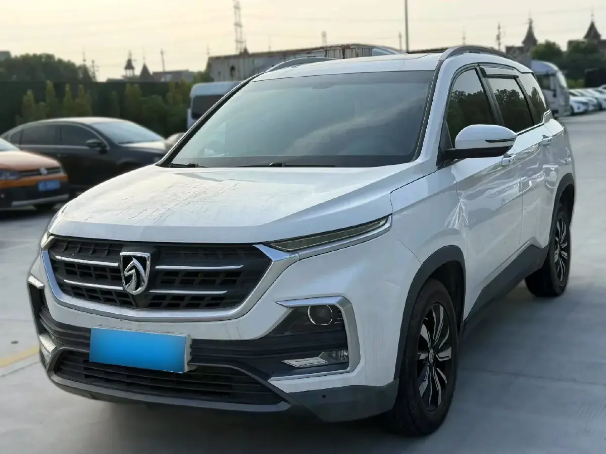 2018 BaoJun 530 1.5T 150HP L4 6DCT