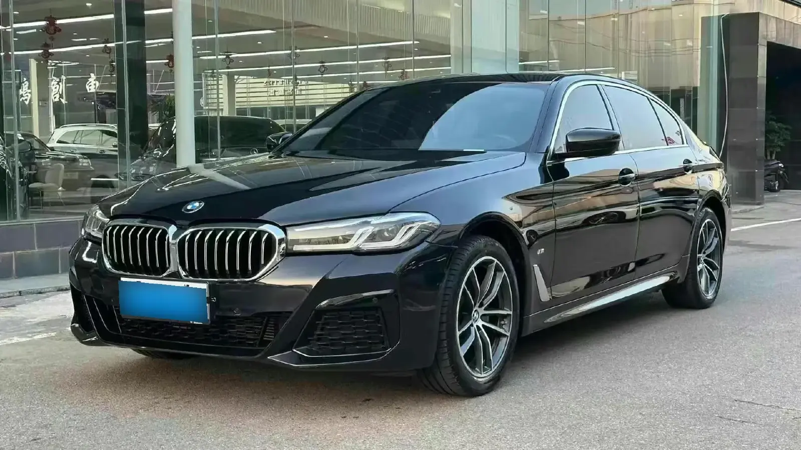 2022 BMW 5 Series 2.0T 184HP L4 8AT