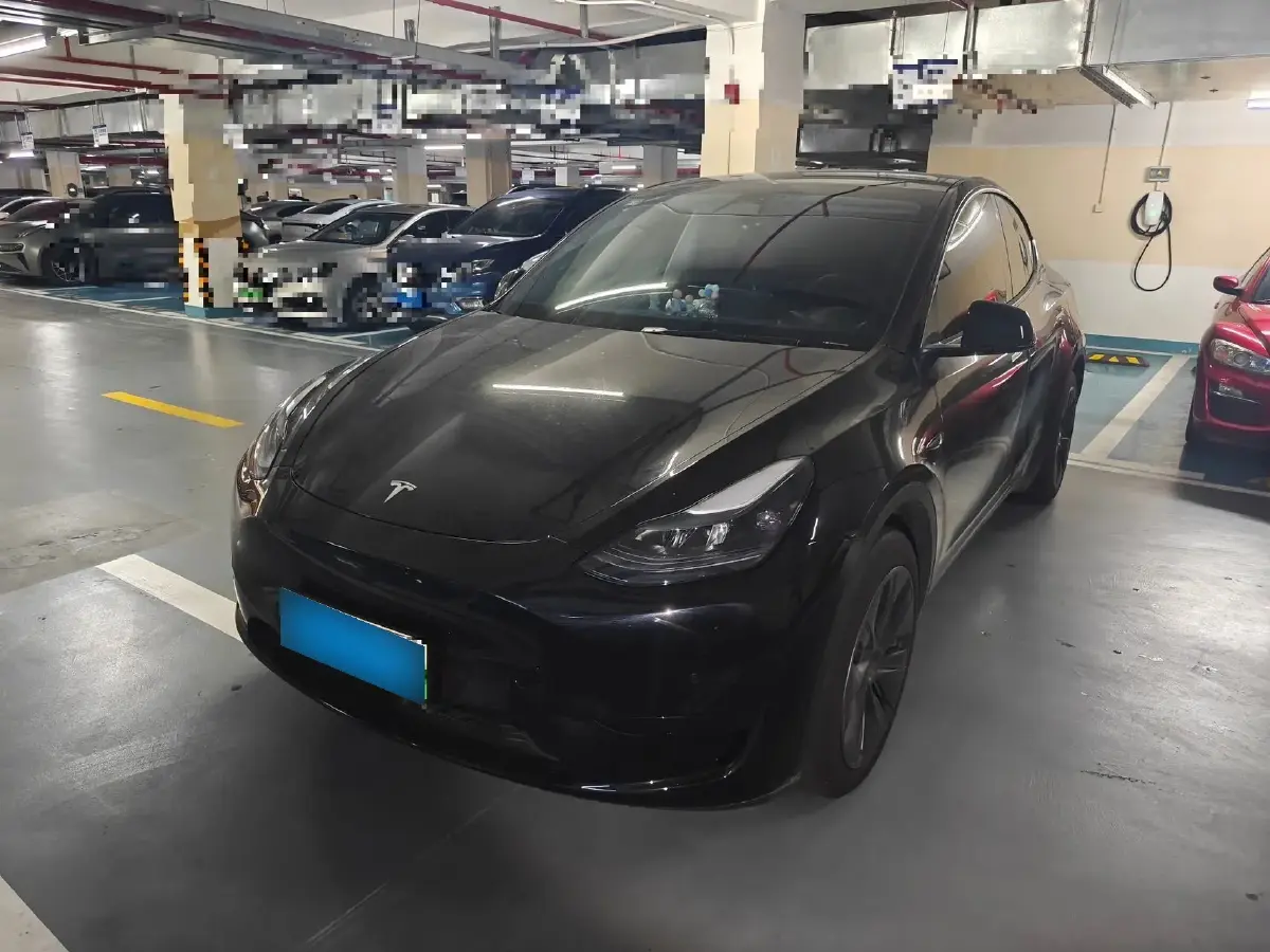 2023 Tesla Model Y BEV 60KWH