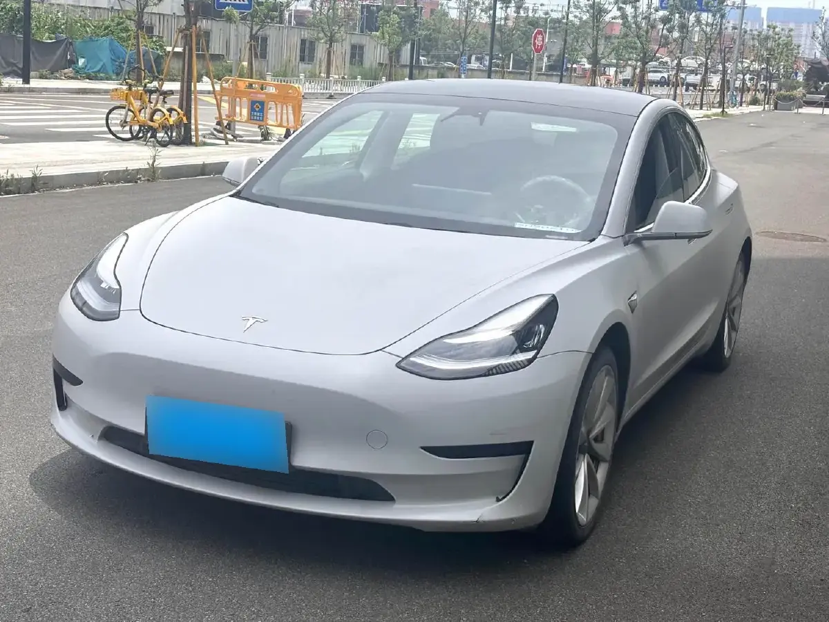 2020 Tesla Model 3 BEV 52KWH