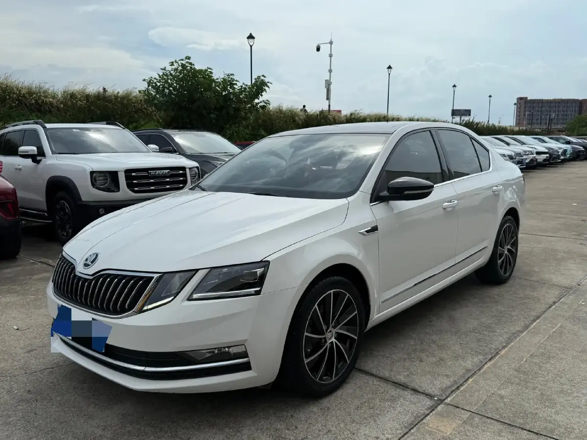 2020 Skoda Octavia 1.4T 150HP L4 7DCT