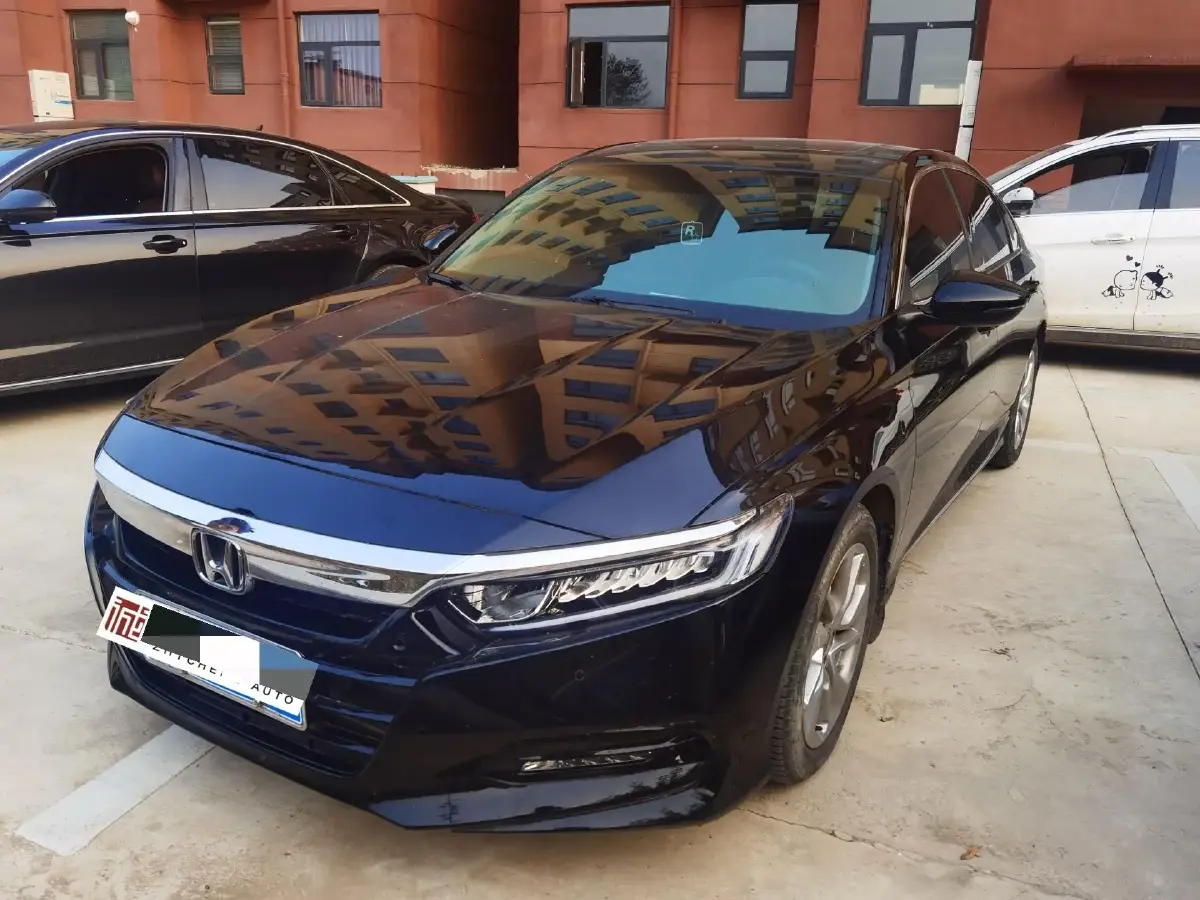2018 Honda Accord 1.5T 194HP L4 CVT