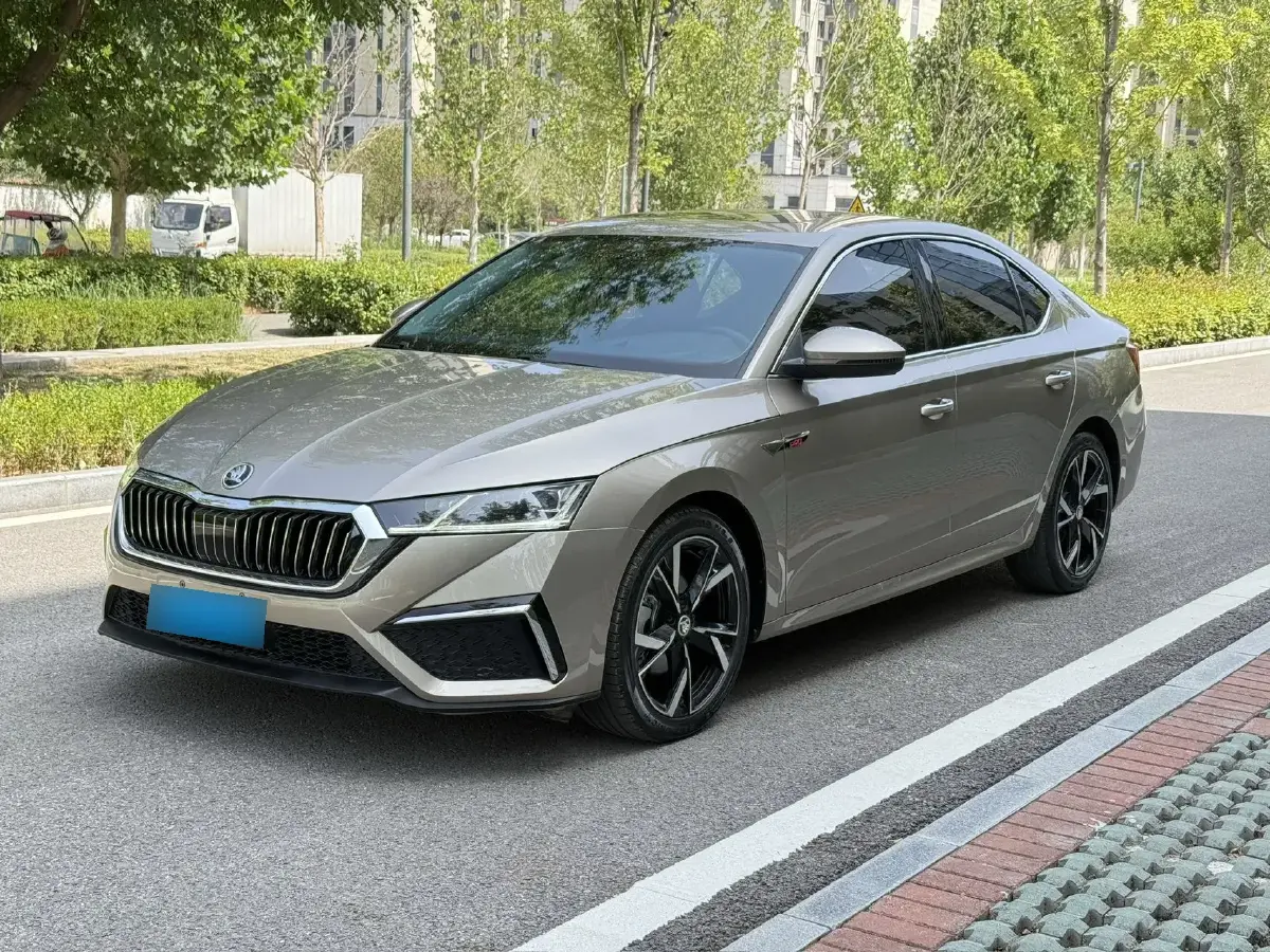 2021 Skoda Octavia 1.4T 150HP L4 7DCT