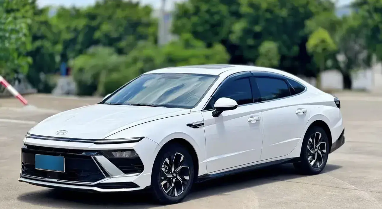 2024 Hyundai Sonata 1.5T 170HP L4 8AT