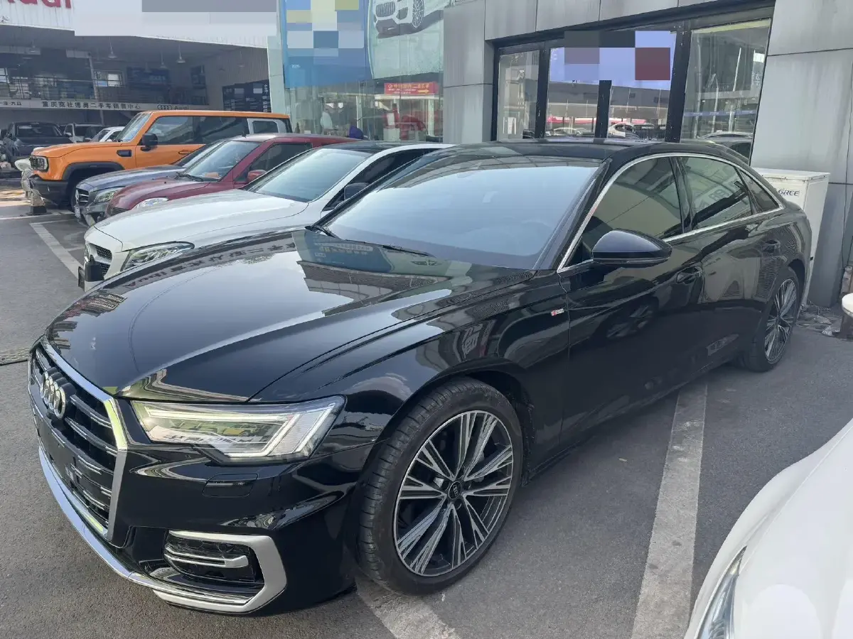 2025 Audi A6L 2.0T 245HP L4 7DCT
