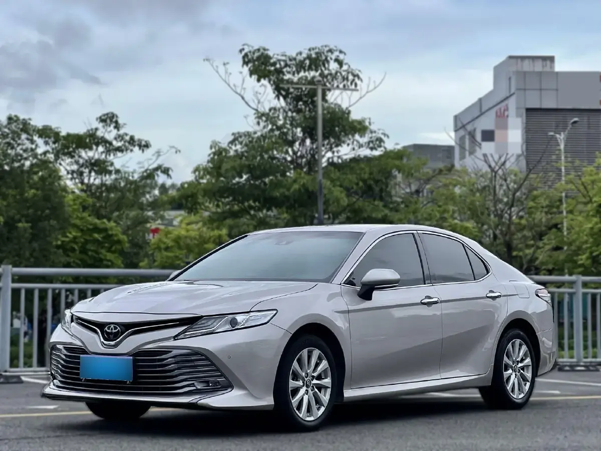 2019 Toyota Camry 2.0L 178HP L4 CVT