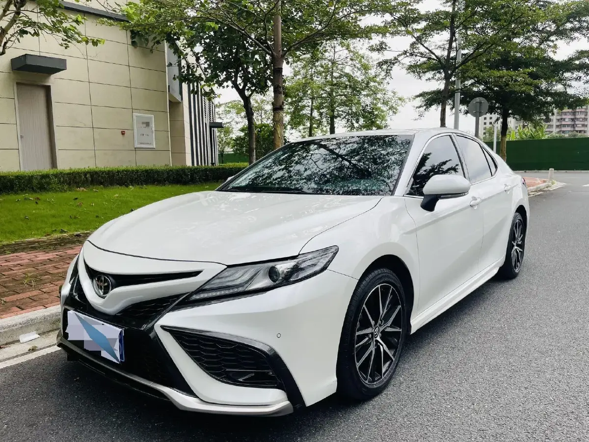 2021 Toyota Camry 2.0L 178HP L4 CVT