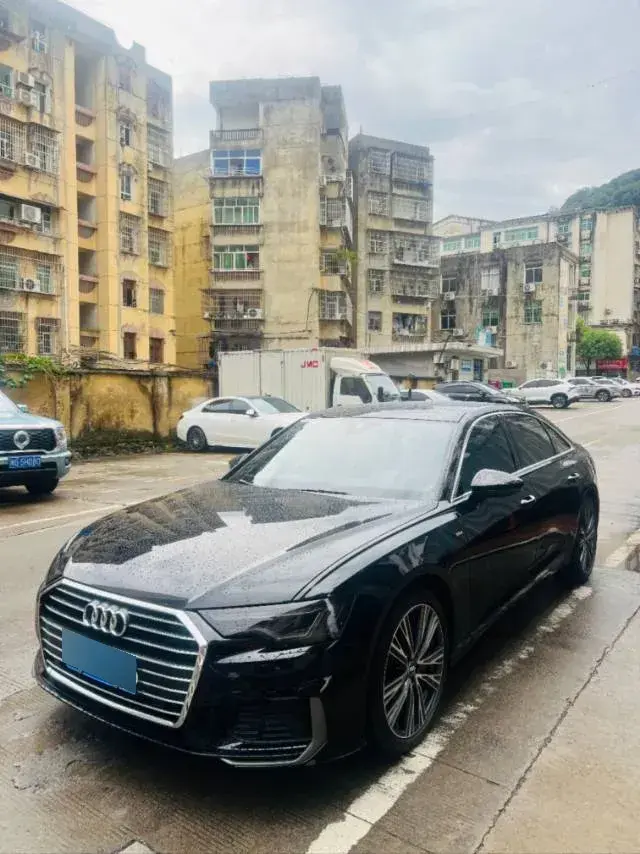 2020 Audi A6L 2.0T 190HP L4 7DCT