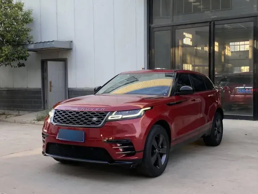 2018 Land Rover Range Rover Velar 2.0T 300HP L4 8AT