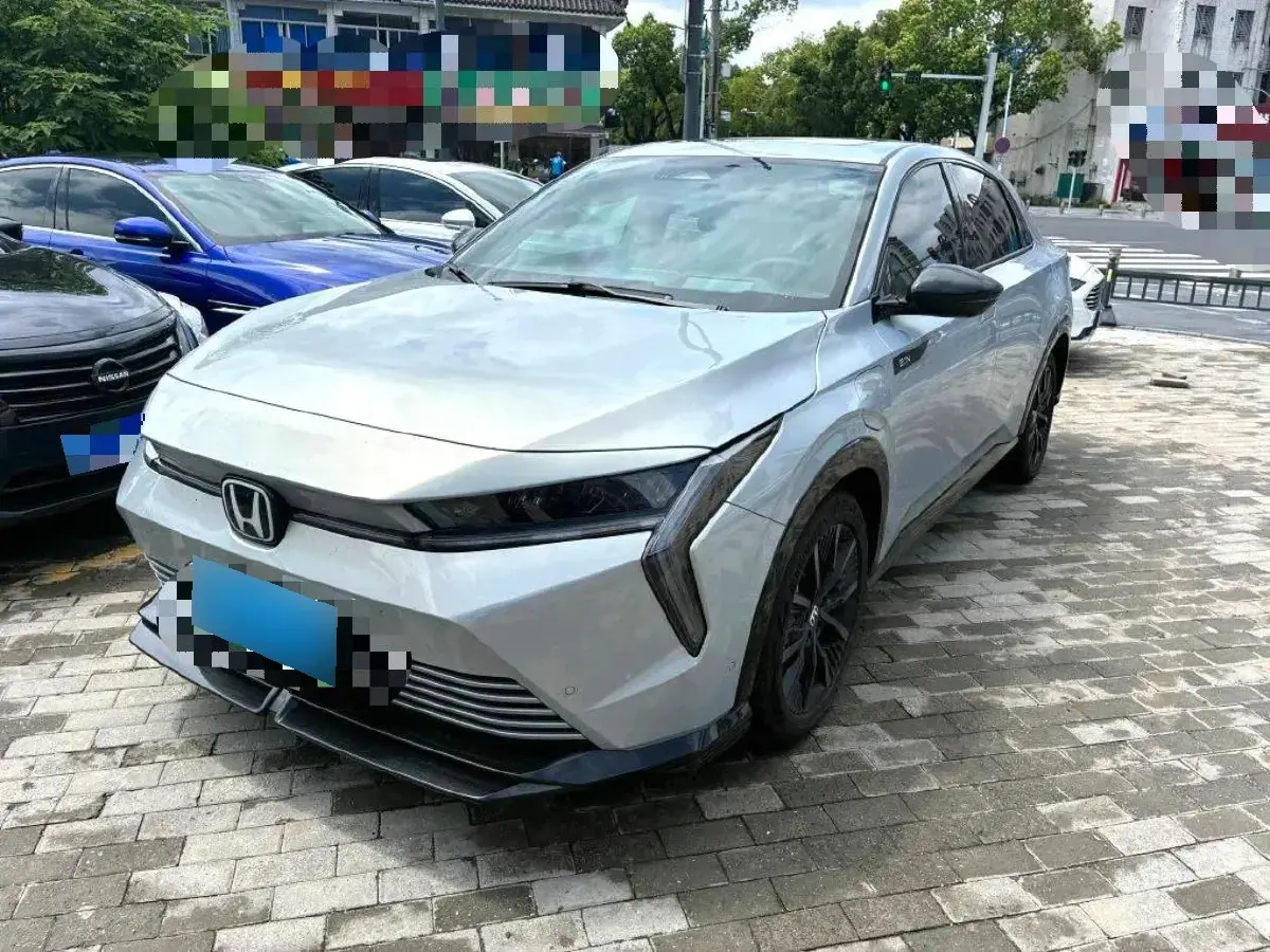 2024 Honda e:NS2 BEV 68.8KWH