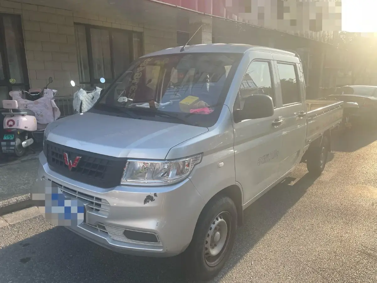 2019 WuLing RongGuang New Truck 1.8L 133HP L4 5MT