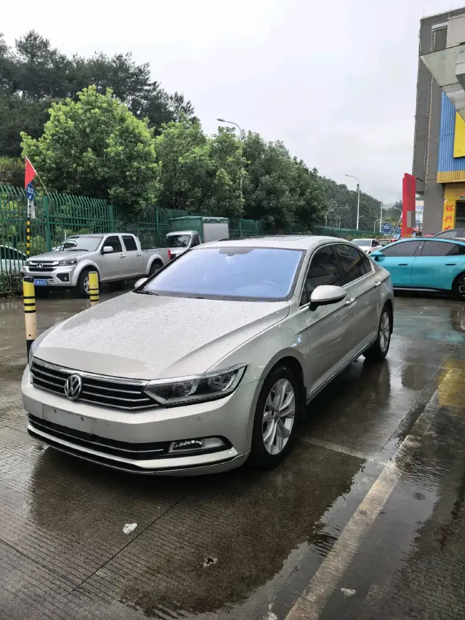 2019 Volkswagen Magotan 2.0T 186HP L4 7DCT