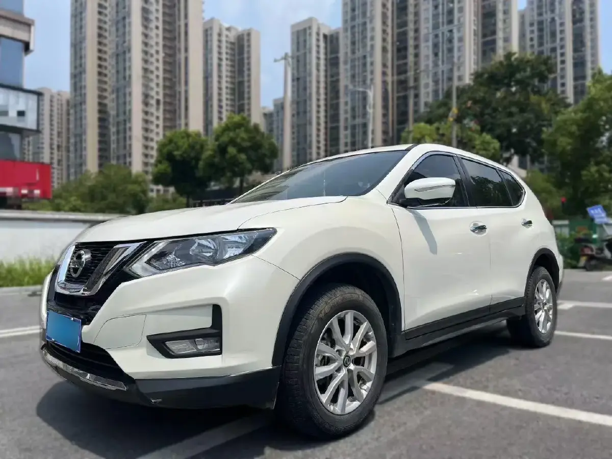 2020 Nissan X-Trail 2.0L 154HP L4 CVT