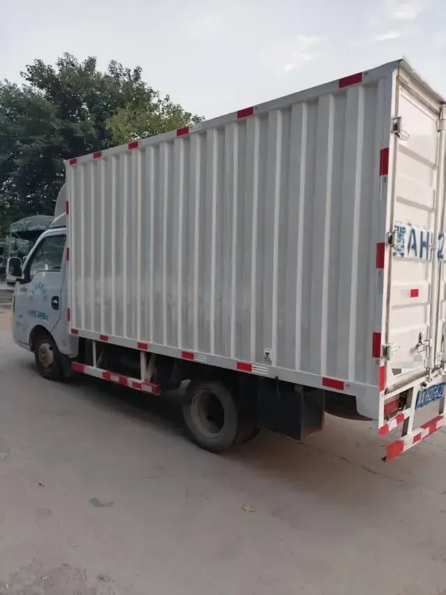 2017 DongFeng Forthing Joyear X5 1.6L 122HP L4 5MT,autocango,china used car exporter,china ev exporter,chinese used car exporter,chinese used ev exporter