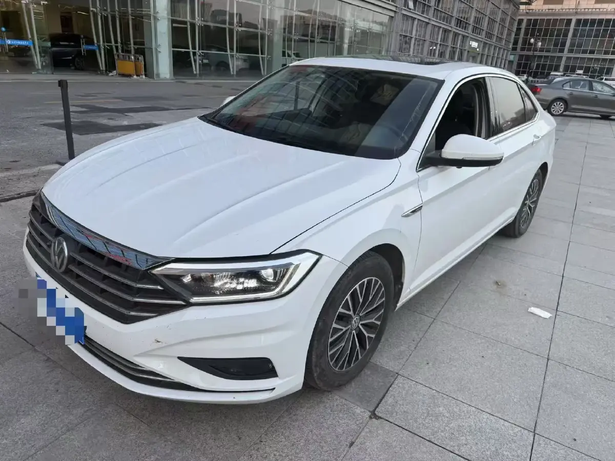 2021 Volkswagen Sagitar 1.4T 150HP L4 7DCT