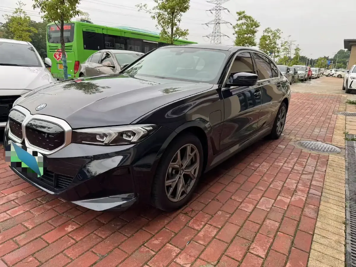 2024 BMW i3 BEV 70KWH