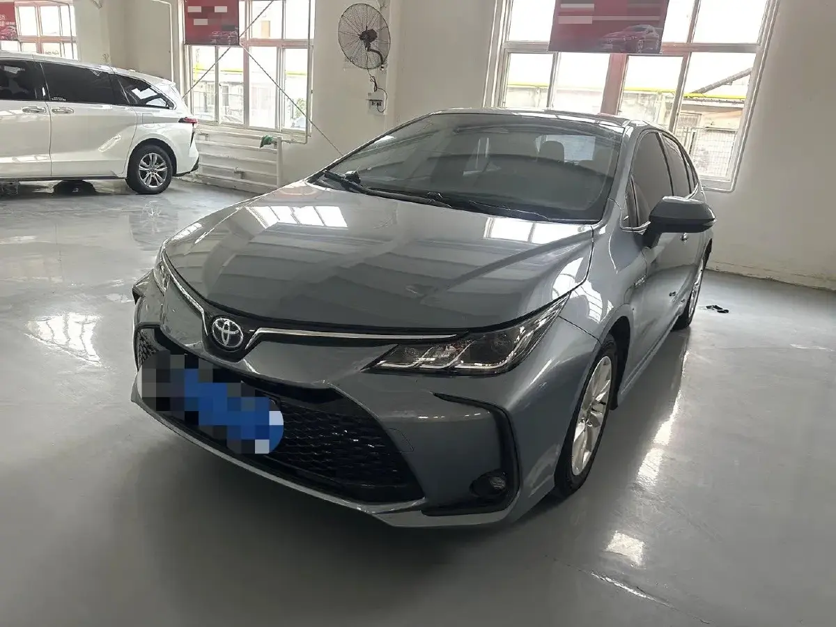 2023 Toyota Corolla 1.8L 98HP L4 E-CVT Hybrid
