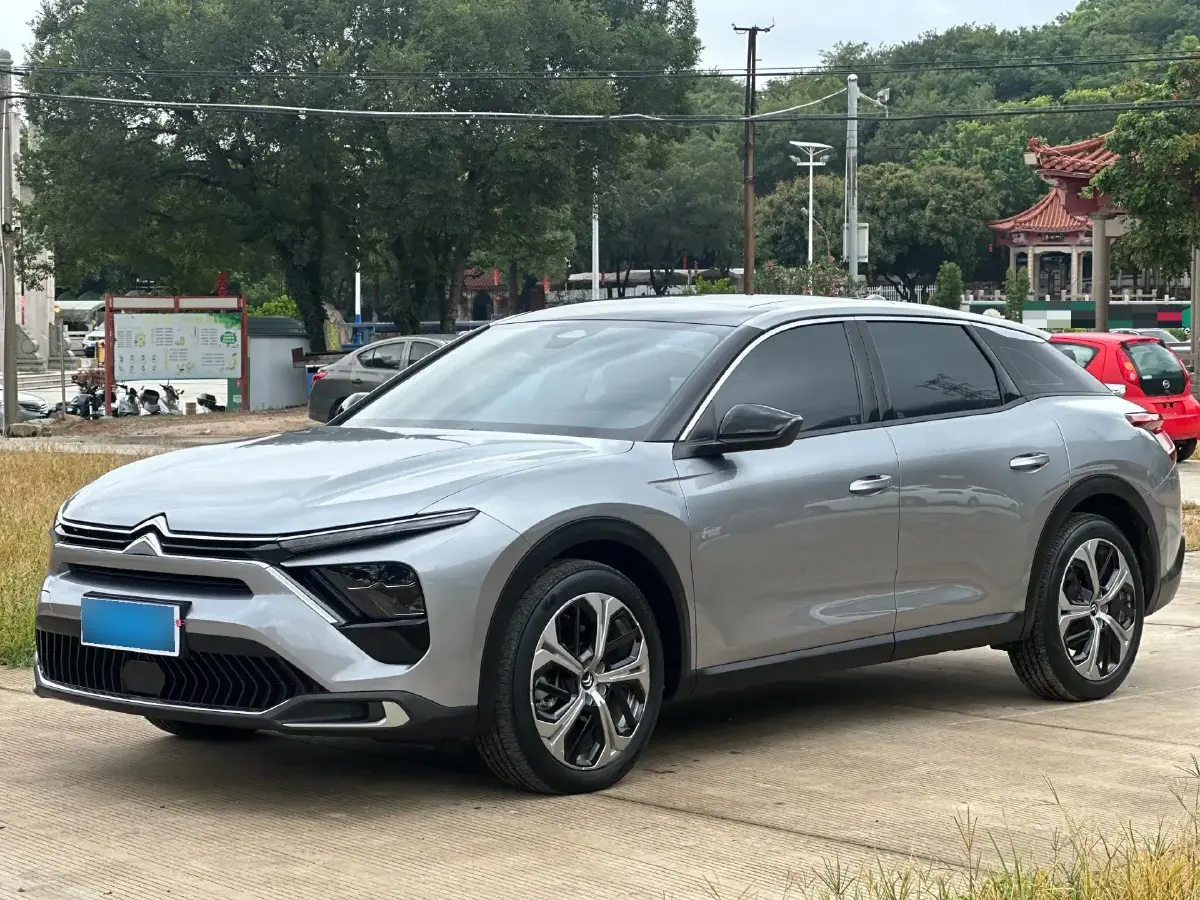 2022 Citroen C5 X 1.6T 175HP L4 8AT