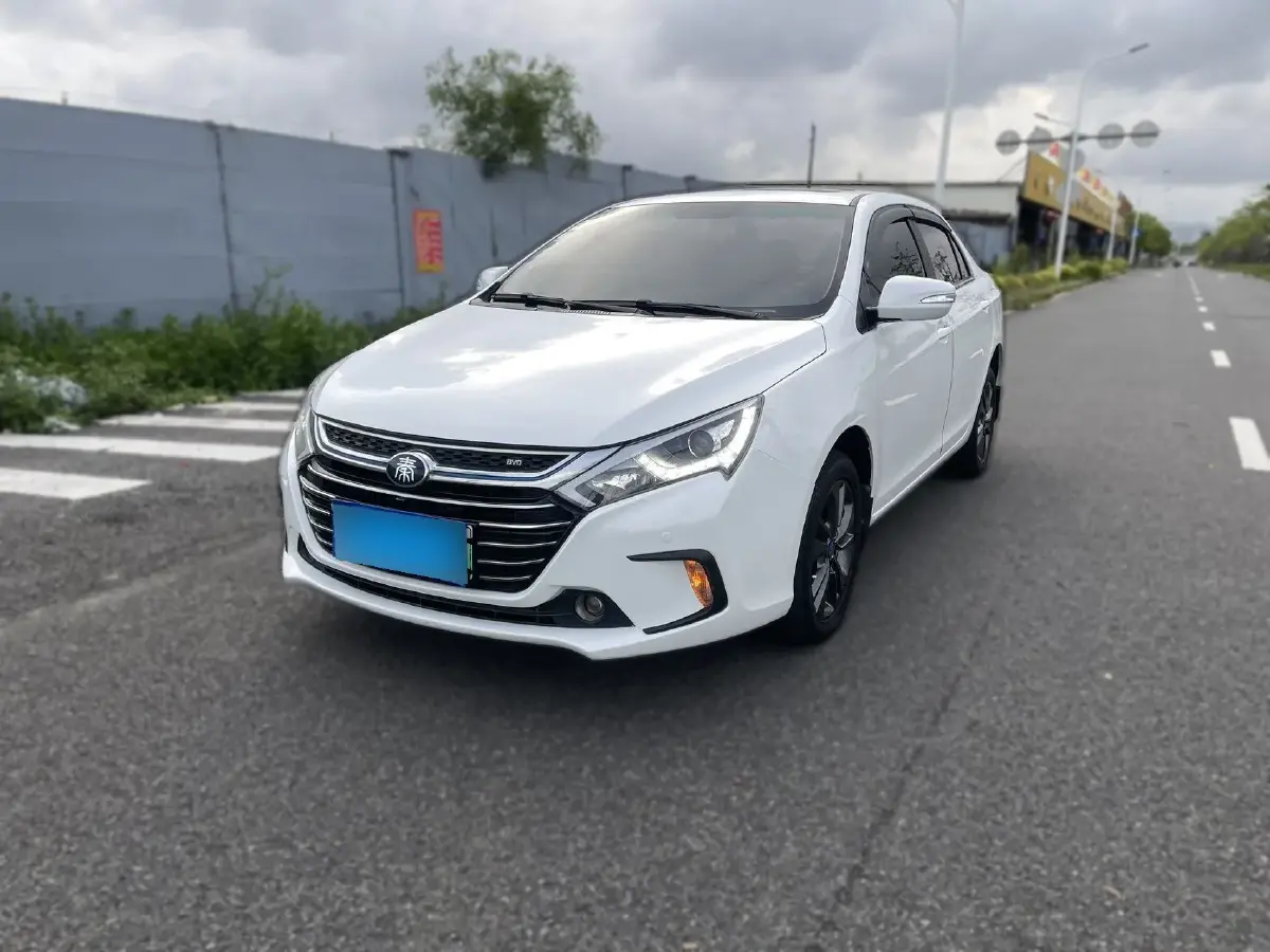2018 BYD Qin 1.5T 154HP L4 6DCT PHEV 15.2KWH
