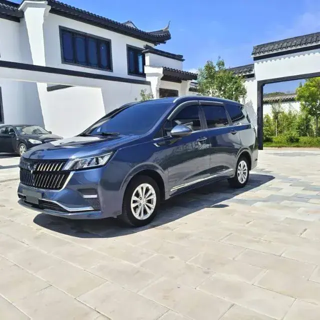 2022 WuLing JiaChen 1.5T 147HP L4 6MT