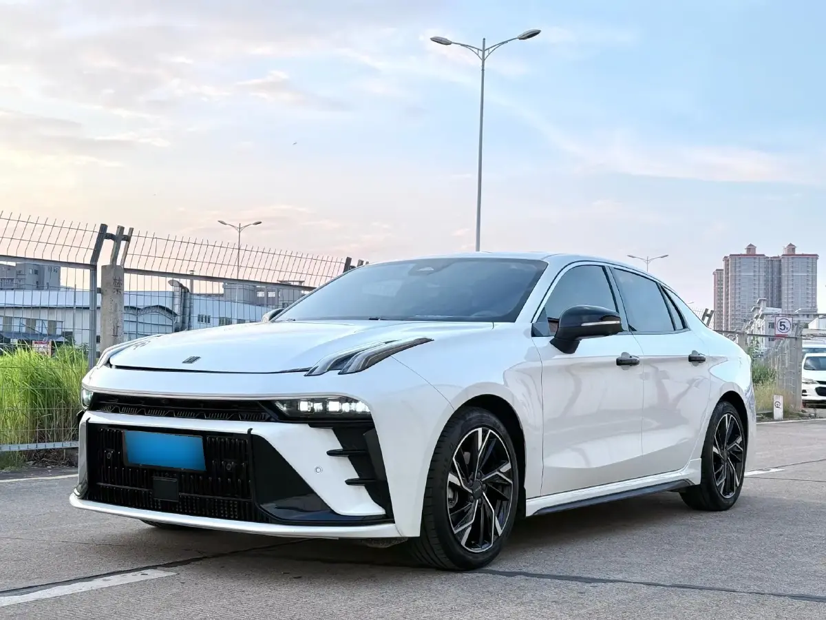 2023 LYNK&CO 03 1.5T 181HP L4 7DCT