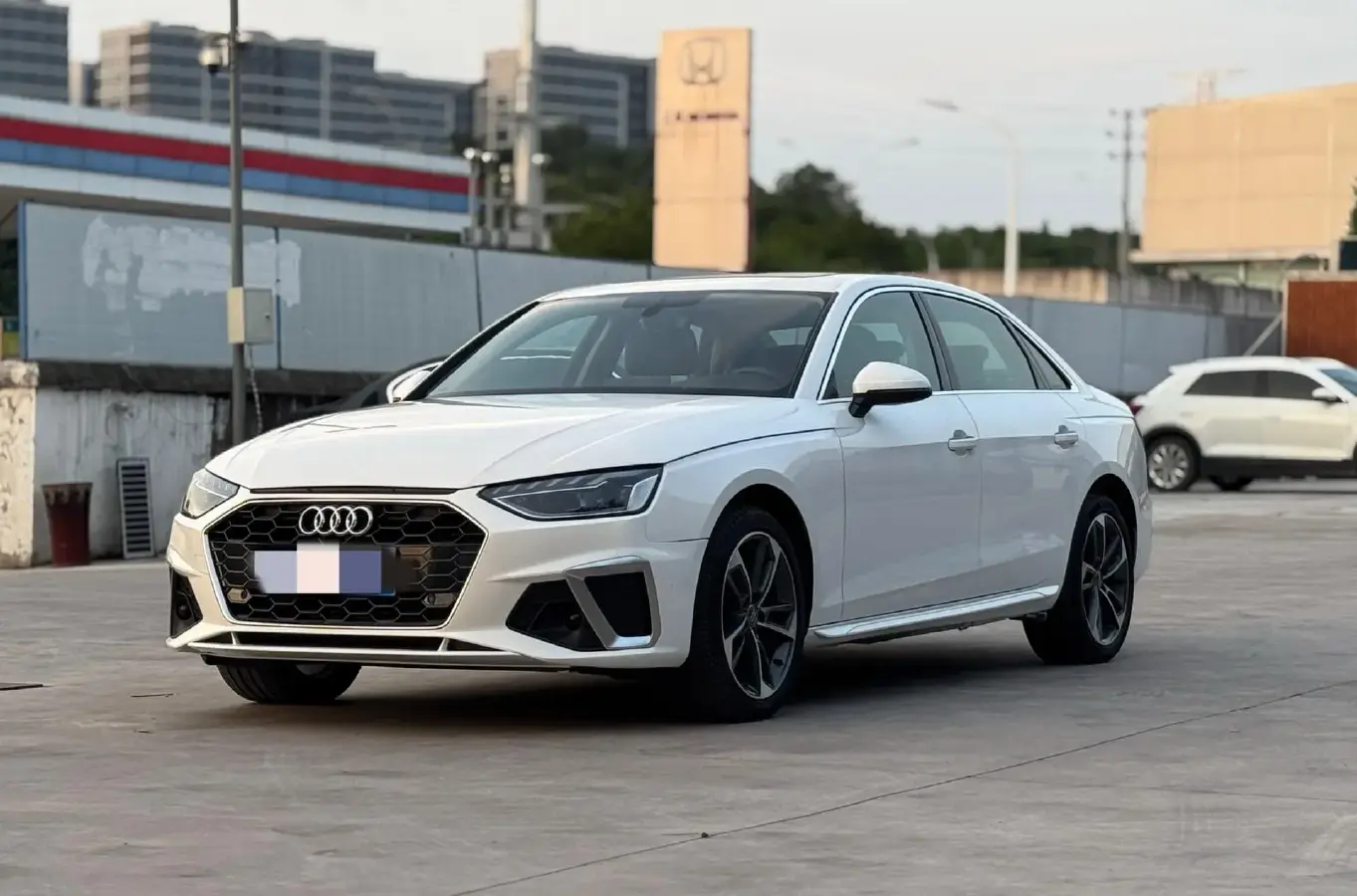 2020 Audi A4L 2.0T 150HP L4 7DCT