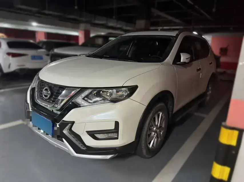 2021 Nissan X-Trail 2.0L 151HP L4 CVT